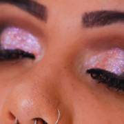 ¿Qué es el maquillaje con glitter?