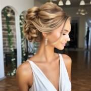 Peinados para boda: ideas para novias y invitadas