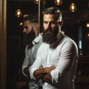 Las Ventajas de Lucir una Barba Cuidada: Un Estilo que Marca la Diferencia en la Peluquería Moderna