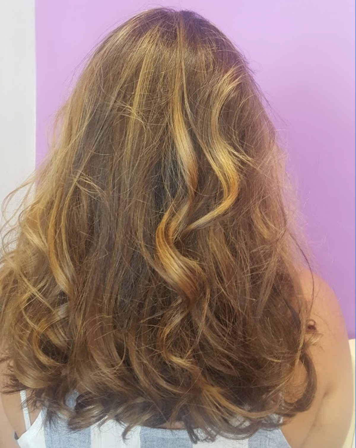 Peluquería Karen Enrech Peluquera